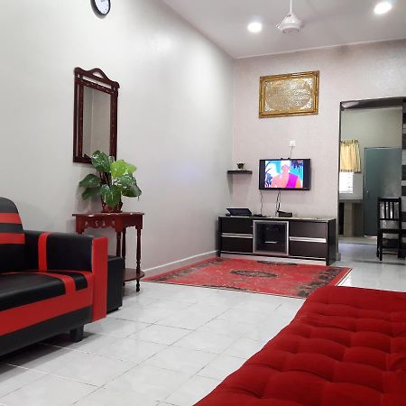 Homestay Bahau Jempol Εξωτερικό φωτογραφία